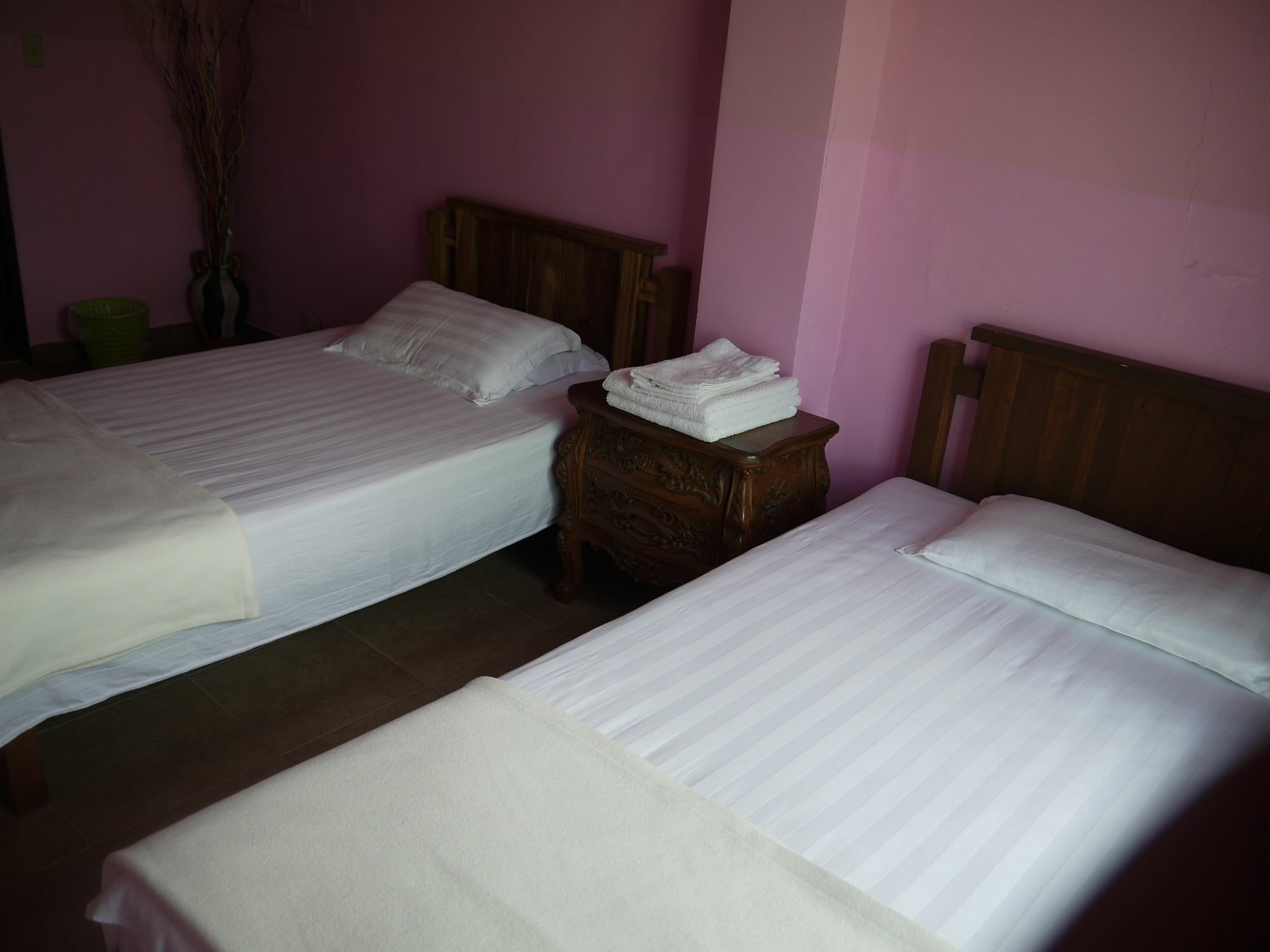 G.T. Guest House Garapan Bagian luar foto